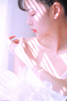 草莓香蕉樱桃黄瓜视频